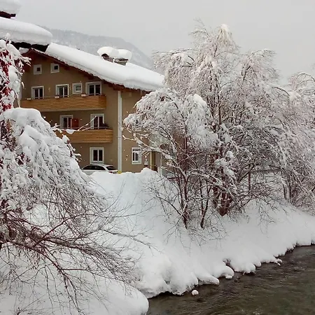 Achenblick Apartment *